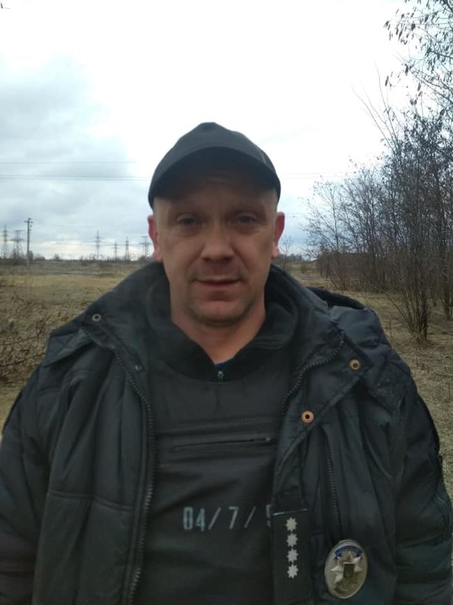 Поліція на Дніпропетровщині застосувала зброю, щоб затримати євробляхера з гранатами 01