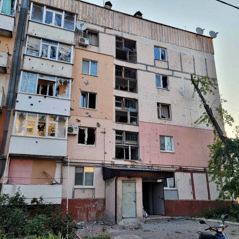 Удар войск РФ по Степногорску в Запорожской области: один человек погиб, один ранен, повреждено несколько многоэтажек 05 Удар войск РФ по Степногорску в Запорожской области: один человек погиб, один ранен, повреждено несколько многоэтажек 05