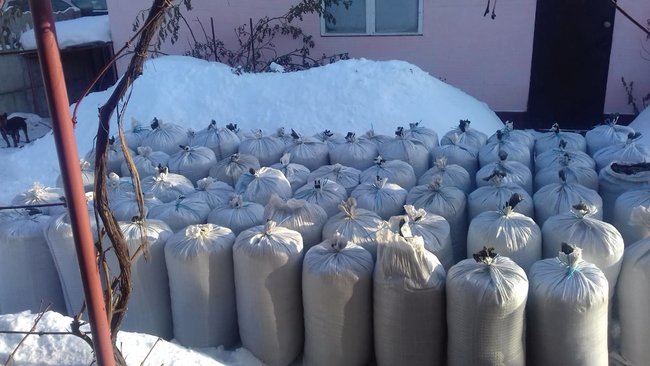 Податківці на Чернігівщині блокували транспортування і збут фальсифікованого тютюну 02