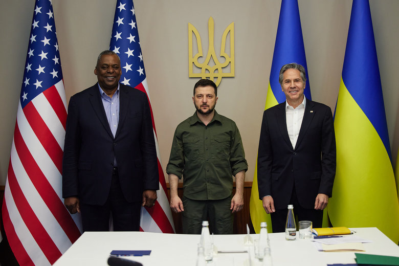 Zelensky, Blinken, Austin discuss military assistance, increased sanctions policy, financial assistance to Ukraine – Office of President 04