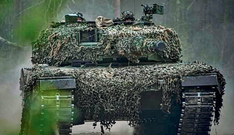 Німеччина збирається купити 40% частки виробника танків Leopard