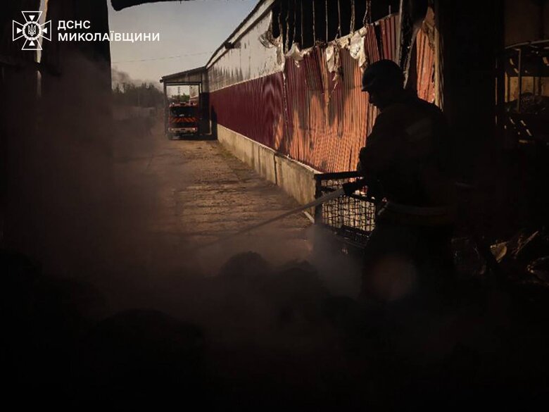 пожежа на миколаївщині після обстрілу
