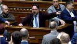 "Посмотрите на наследников Ягоды, Ежова, Берии, кровавых палачей украинского народа. Эти люди - наследники тех, кто устраивал Голодомор", - нардеп от СН Потураев о коллегах из ОПЗЖ. ВИДЕО