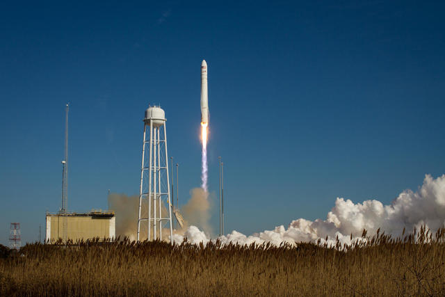 сша космос ракета антарес наса