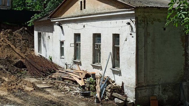 Ні - руйнуванню історичного Києва!: активісти протестують проти забудови маєтку 19 століття в центрі столиці 17