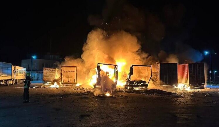 "Shaheds" attacked port and border infrastructure in Izmail district, there were wounded, "Orlivka" checkpoint suspended passage. PHOTOS