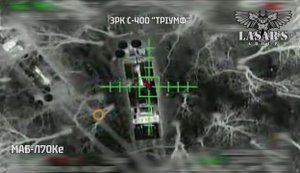 Спецпідрозділ НГУ "Lasar’s Group" важким бомбером знищив пускову установку комплексу С-400 "Тріумф" у Бєлгородській області. ВIДЕО