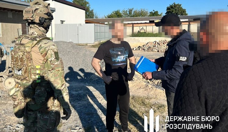 State Bureau of Investigation is conducting Operation ’Justice for Soldiers’: exposing military personnel who are technically still on active duty. PHOTOS