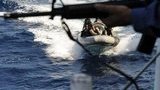 Несколько моряков с &amp;quot;Фаины&amp;quot; не выдержали и напали на пиратов
