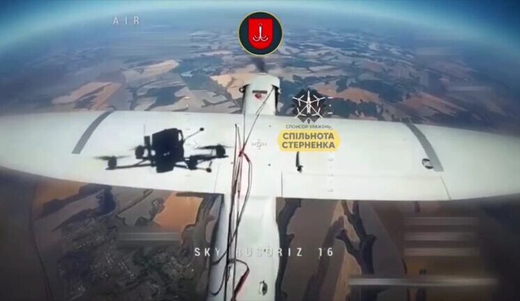 Рідкісний БПЛА "Орлан-30", який наводить на ціль ракети "Іскандер-М", знищили нацгвардійці за допомогою дрона-камікадзе. ВIДЕО