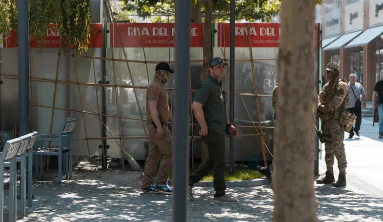 Beating of Kraken volunteer in Dnipro: Tyshchenko claims Pavlov hit investigator during searches of "fraudulent bot farms". VIDEO