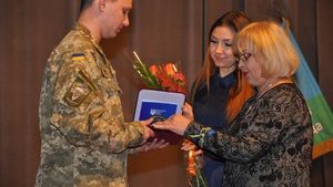 Медик 1-го батальона 79-й бригады Олег Тетеря: Раненых стало меньше, но они сложнее, чем в 2014-м. Сейчас, в основном, страдают от снайперов