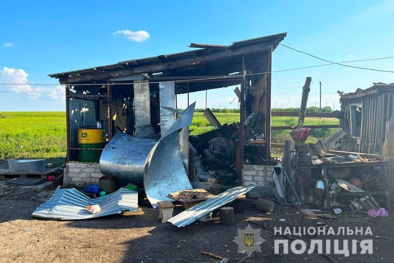 As result of Russian shelling in Zaporizhzhia region, houses and agricultural machinery were destroyed, - National Police 01