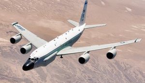 Разведывательный самолет ВВС США RC-135 впервые совершил полет в небе Украины