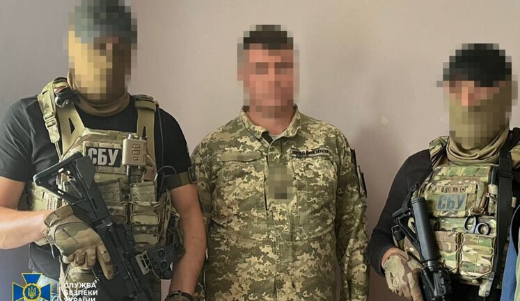 Агент РФ в Воздушных силах готовил удары врага по аэродромам базирования F-16 и Mirage 2000, он задержан, - СБУ