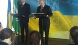 Оппозиция официально объединилась: "Батьківщина" и "Фронт змін" идут на выборы единым списком. ДОКУМЕНТ