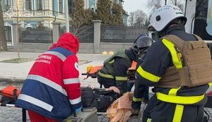 Уламки БПЛА впали на один із корпусів НБУ в Києві