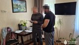 Збирав "данину" з підлеглих і намагався втекти з України: затримано начальника підрозділу поліції охорони на Дніпропетровщині, - ДБР. ВІДЕО+ФОТОрепортаж