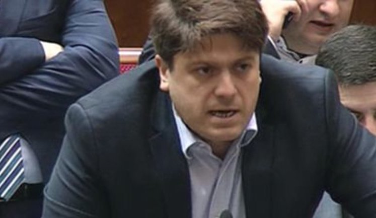 Нардеп Дерев'янко та ізраїльтянин Авербух проникли у військову частину, де проводилися секретні випробування спецзв'язку, - Вінник