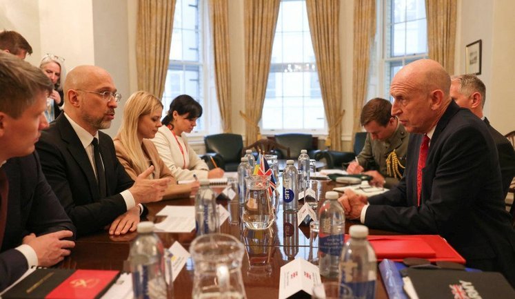 Велика Британія вироблятиме українські дрони-перехоплювачі, - Шмигаль