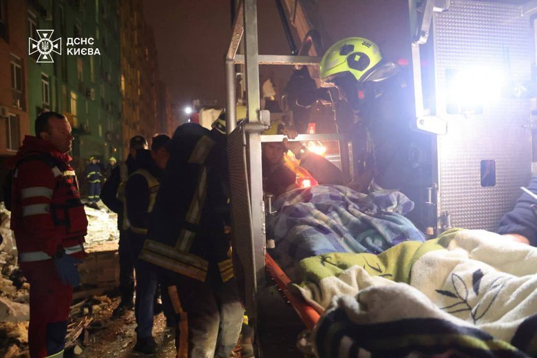 Атака на Киев 28 ноября: один погибший и 11 пострадавших, масштабные пожары в районах столицы