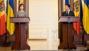 Санду двічі намагалася зв'язатися із Зеленським через викрадення судді-втікача Чауса, - молдовські ЗМІ