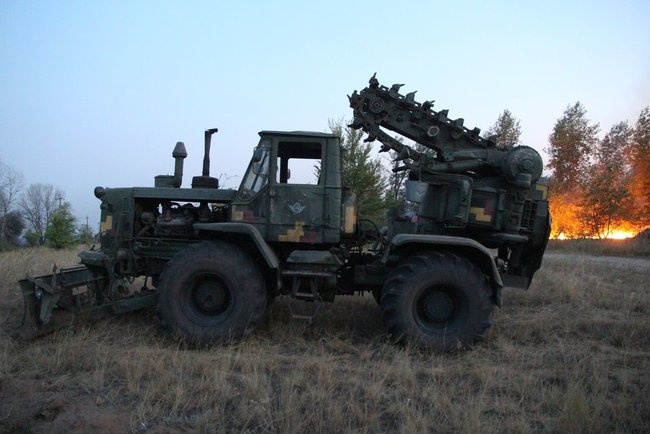 Пожежі на Луганщині можуть бути спровоковані підпалом з боку окупантів, - штаб ООС 02