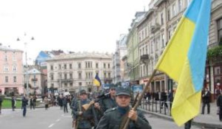 Центром Львова прошлись маршем Украинские сечевые стрельцы. ВИДЕО+ФОТОрепортаж