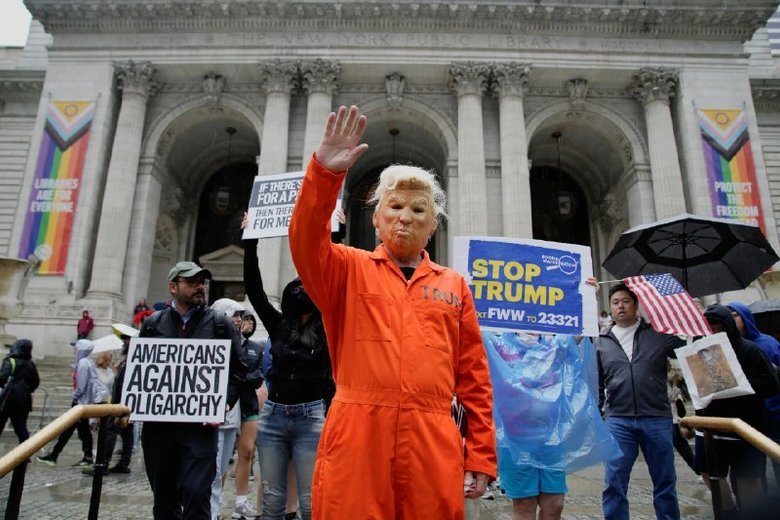 протести проти Трампа