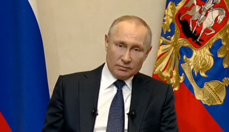 Путин может уйти с поста по "ельцинскому сценарию", - СМИ