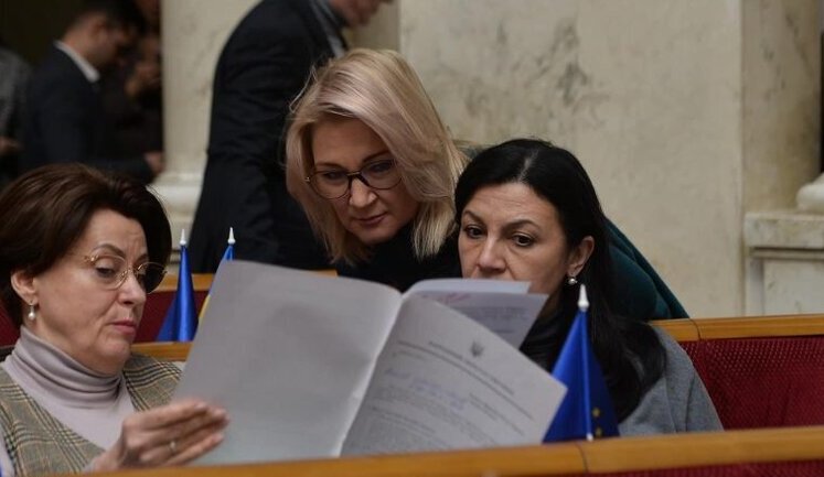 "ЄС" пропонує перерозподілити на ЗСУ 51,1 млрд грн з будівництва доріг та 1,7 млрд грн з телемарафону