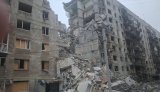 Окупанти вдарили ФАБами по багатоповерхівках у Краматорську: четверо поранених, під завалами можуть бути люди. ФОТОрепортаж