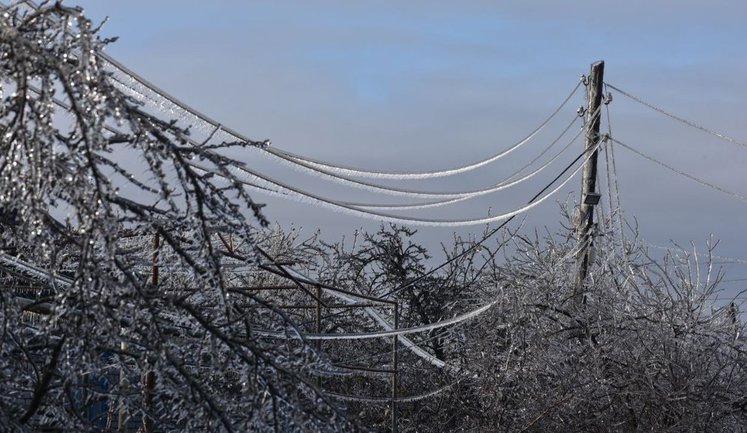 На Миколаївщині негода пошкодила електромережі: в області зафіксовані аварійні знеструмлення