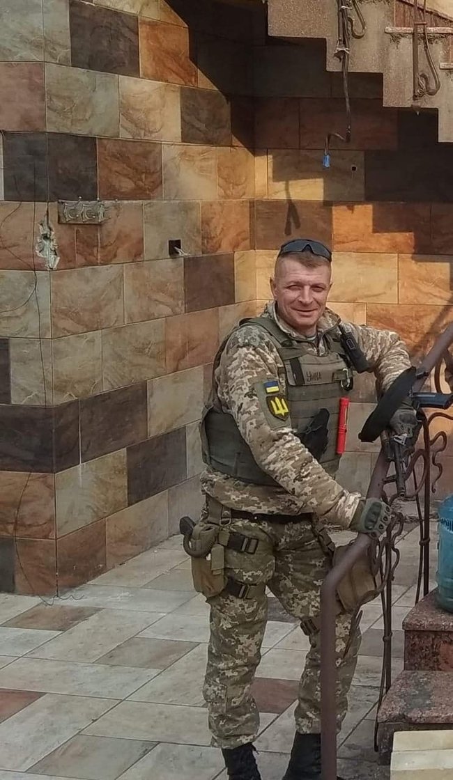 Українські воїни-піхотинці привітали побратимів з професійним святом: Дайте нам можливість перемогти - і ми це зробимо 01