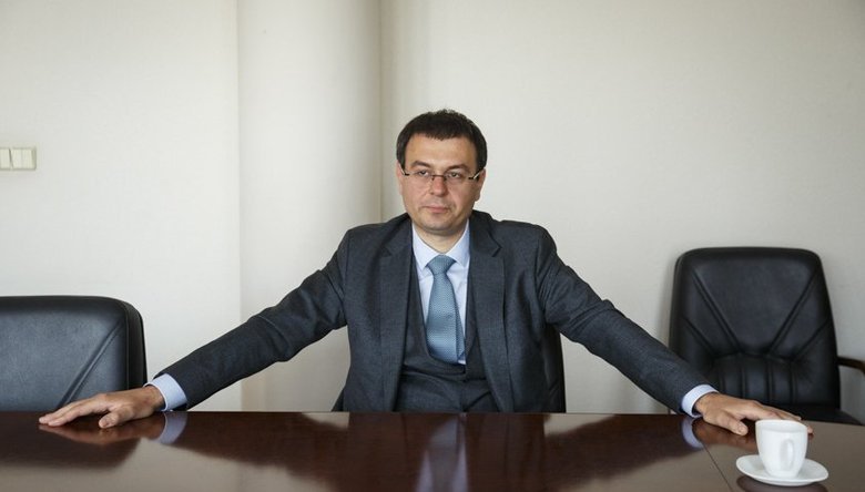 Вікно можливостей – за будь-яку ціну, або "перевзування в польоті"