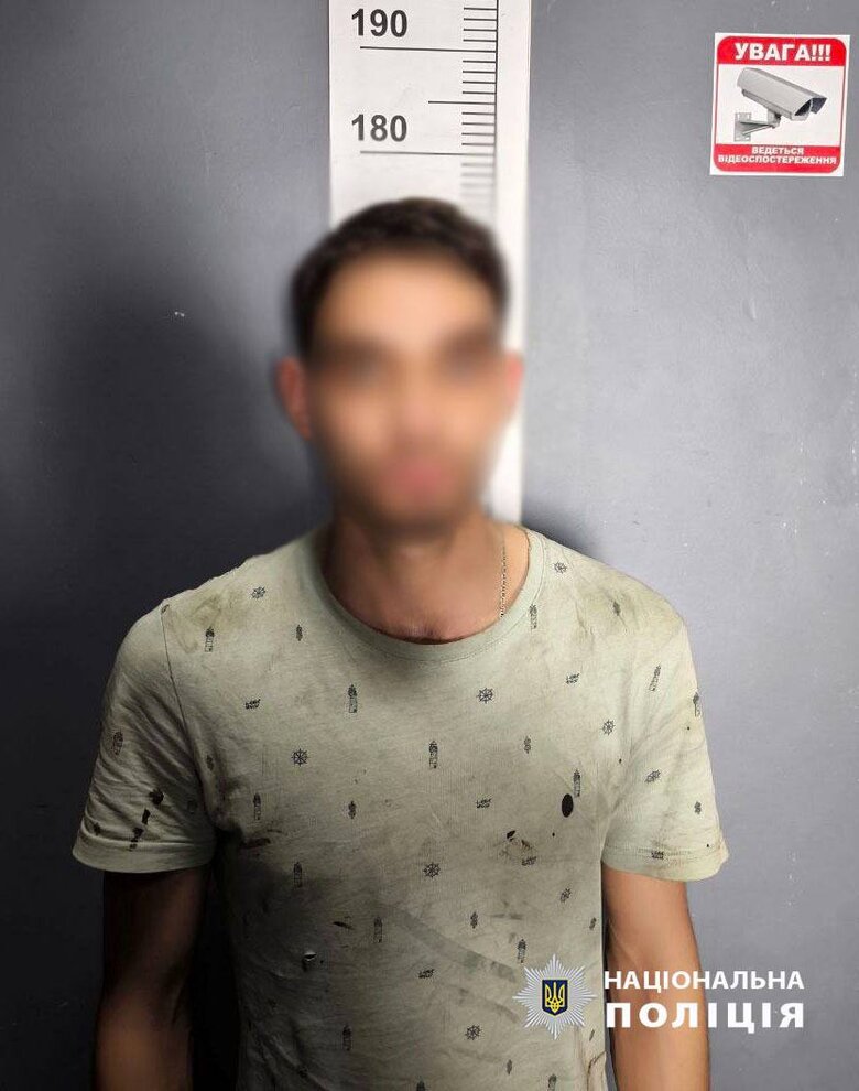 Двоє хлопців напали на працівника АЗС у Києві