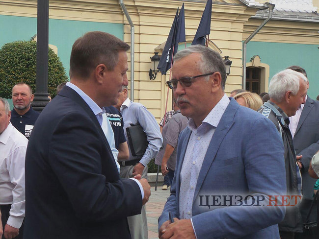 Say NO to elections under Yanukovych law, - protesters demand electoral reform implementation outside Rada 13