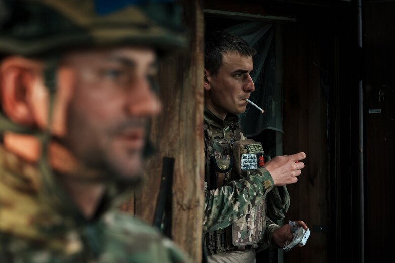 Soldiers of 68th Ranger Brigade in liberated Blahodatne 04