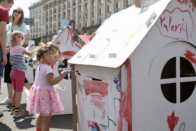 На Майдане Незалежности в Киеве начался фестиваль Все вместе - за семью 19