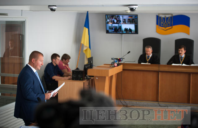 Суд по делу о госизмене Януковича. СТЕНОГРАММА ЗАСЕДАНИЯ 03