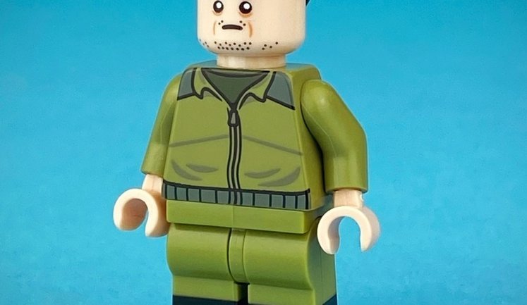 Роздрібний продавець LEGO Citizen Brick зібрав на аукціоні для України понад 16 тисяч доларів, продаючи фігурки Зеленського