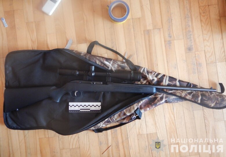 вилучена зброя в стрільця з Луцька