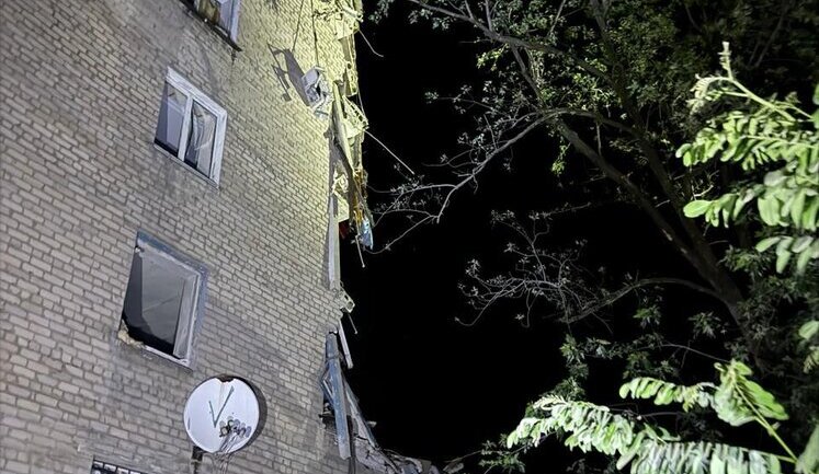 Occupiers attacked Selydove in Donetsk region with air bombs, 6 people were wounded. PHOTOS