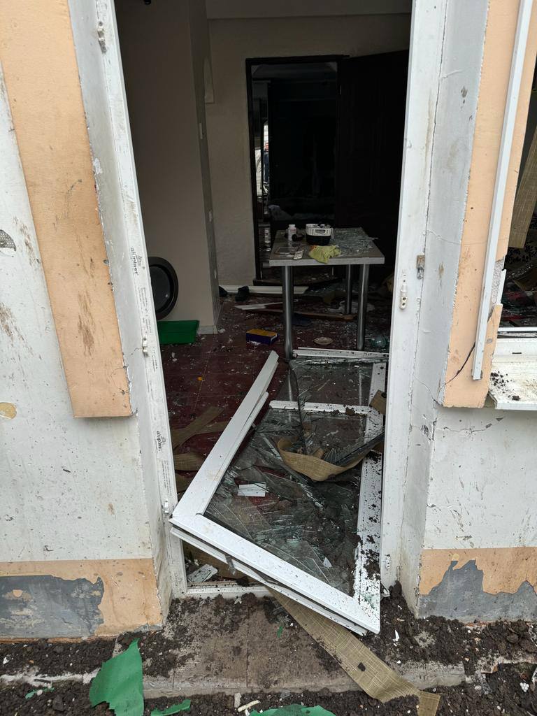 Consequences of missile strike by RF on house in Odesa 03