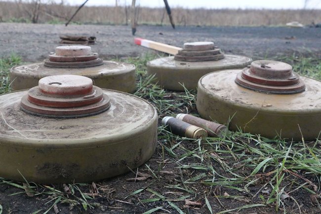 Mine clearance starts in Bohdanivka and Petrivske in Donetsk region 06
