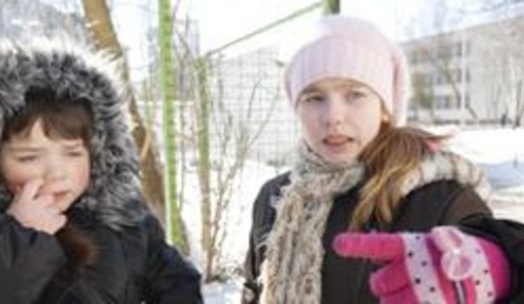 В России 10-летние дети вышли на митинг в поддержку Путина: "Он умнее чем Медведев. Тот во время кризиса ничего не делал". ВИДЕО.
