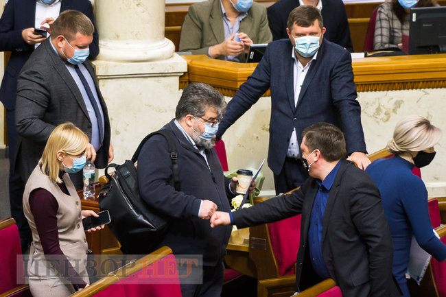 Прямое распоряжение Кивы, новый образ Тимошенко, фотожабы на Зеленского и сообщение от лисички Волошину из ОПЗЖ, - день работы ВР 17 ноября 29