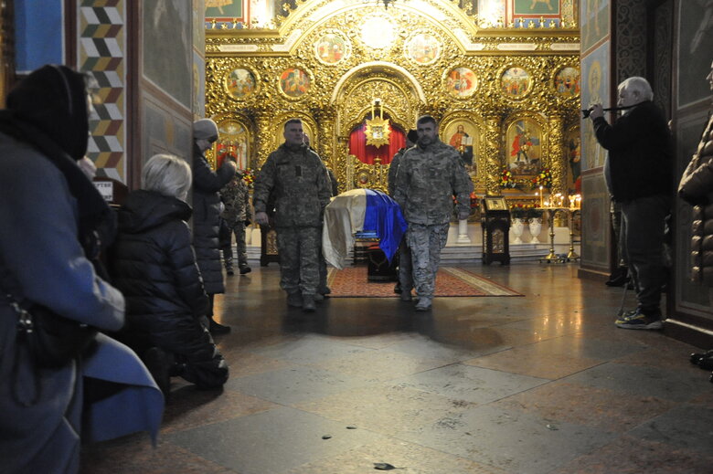 В останню путь провели захисника України Валерія Красняна із позивним Барс 09