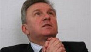 Криль: Янукович должен отдать Ющенко кресло премьера