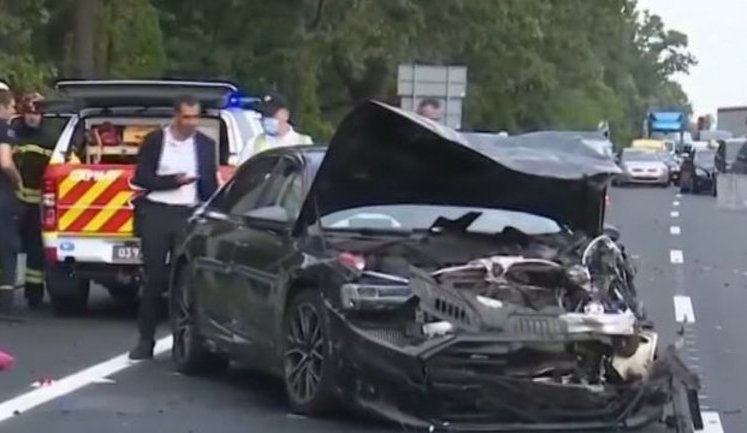 Нова ДТП зі "Слугою народу": як через нардепа Трухіна зачистили інтернет і що було на місці аварії